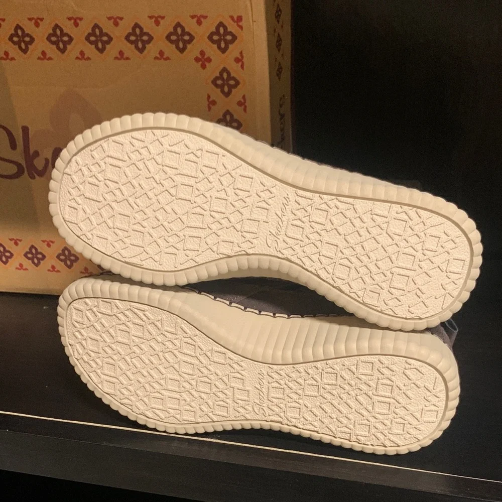Skechers women winter